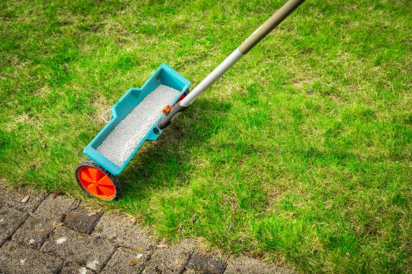Cost of Commercial Lawn Treatment in Mount Juliet